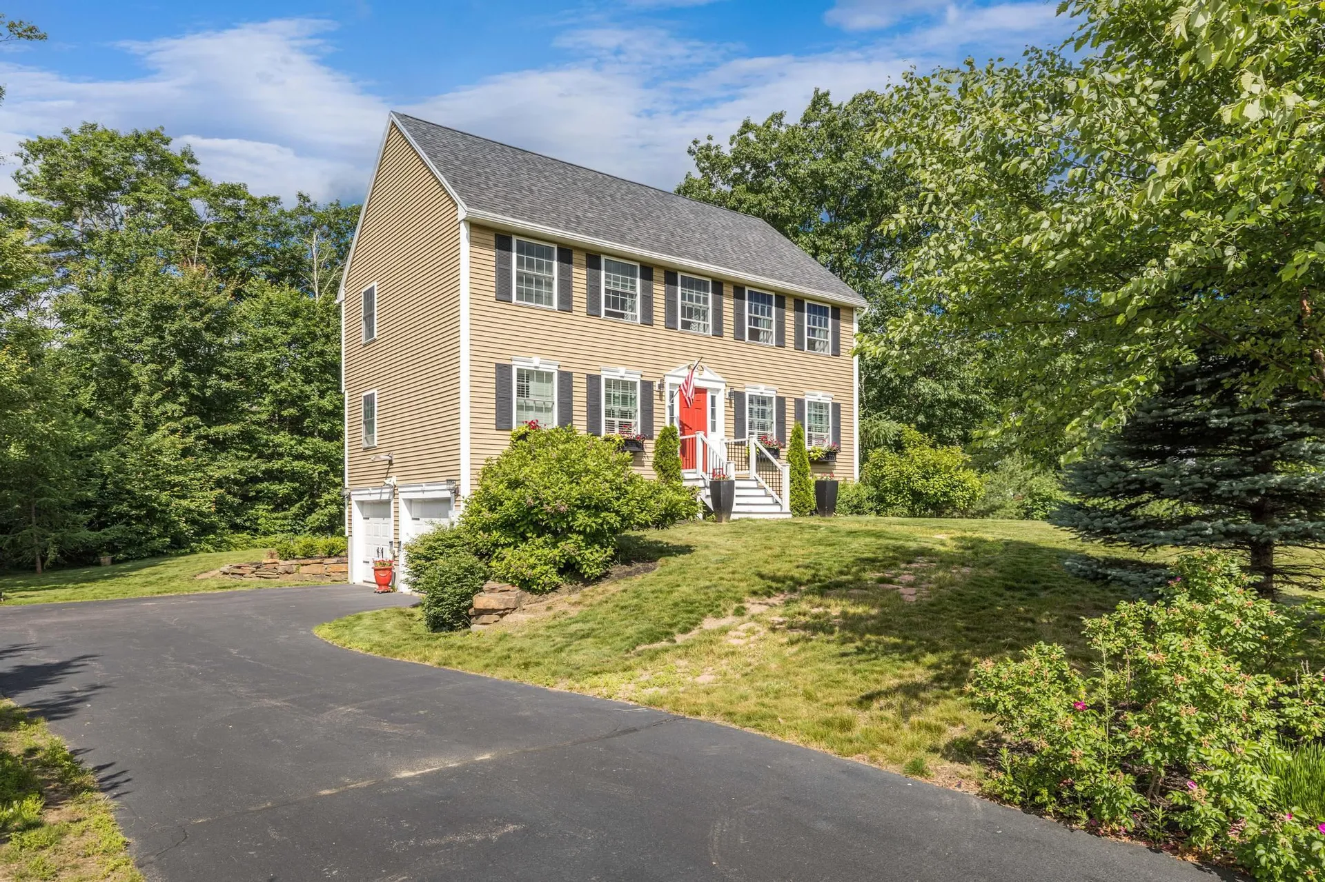 7 Collins Circle Rochester NH 03867