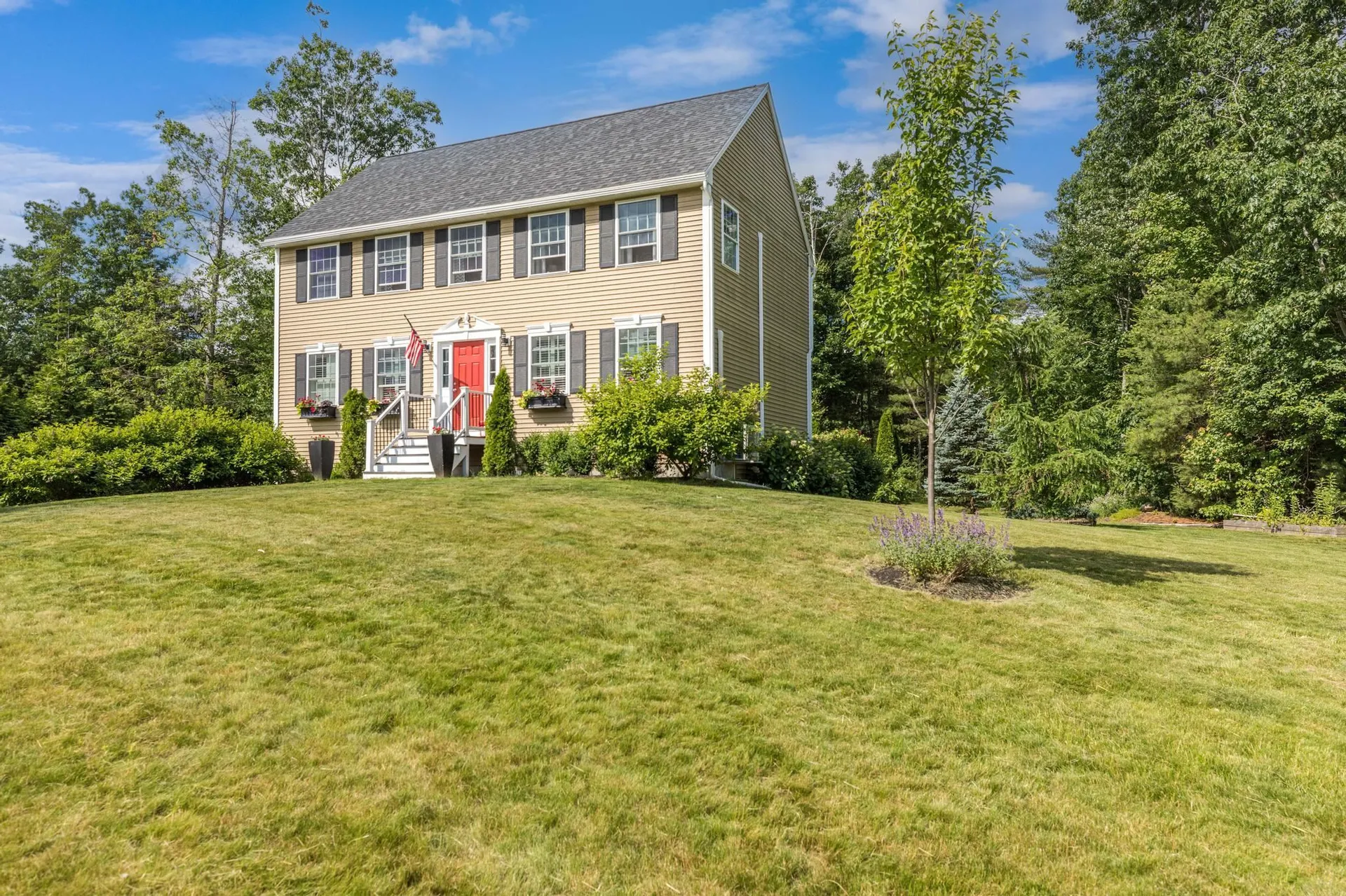 7 Collins Circle Rochester NH 03867