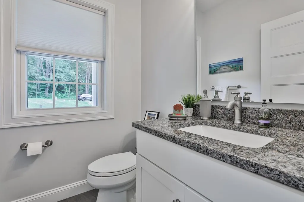 68 Hideaway Lane Hollis NH 03049