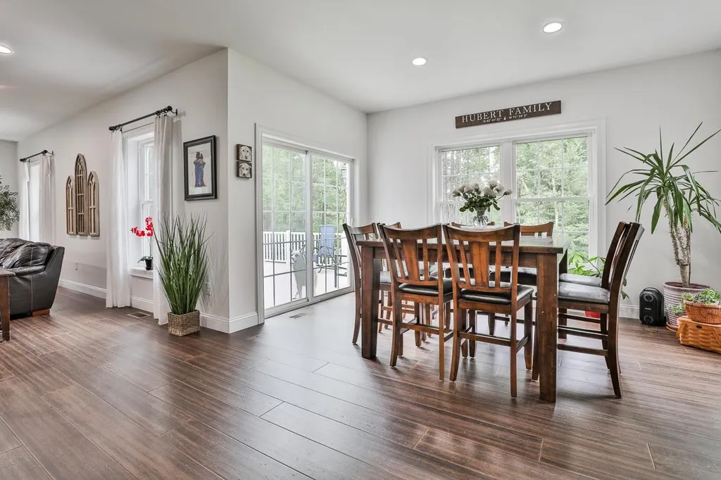 68 Hideaway Lane Hollis NH 03049