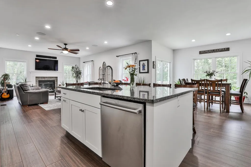 68 Hideaway Lane Hollis NH 03049