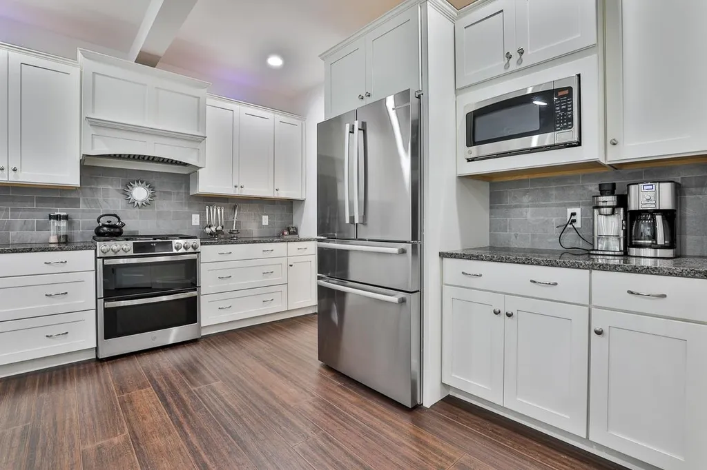 68 Hideaway Lane Hollis NH 03049
