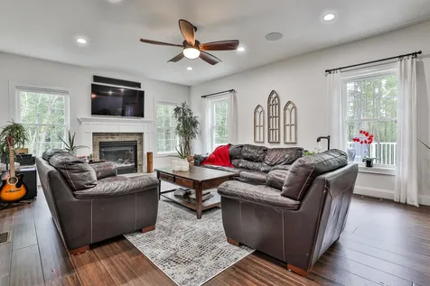 68 Hideaway Lane Hollis NH 03049