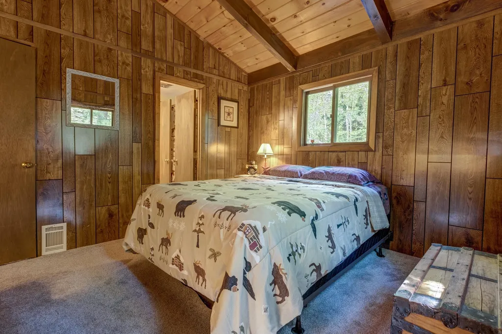 19 Eidelweiss Drive Madison NH 03849