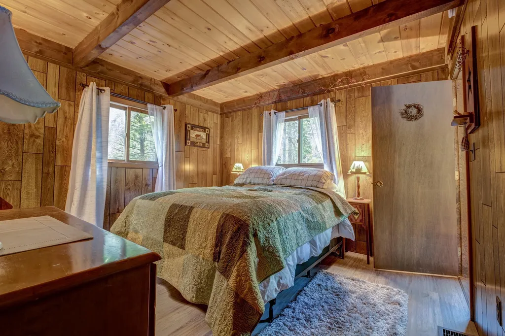 19 Eidelweiss Drive Madison NH 03849