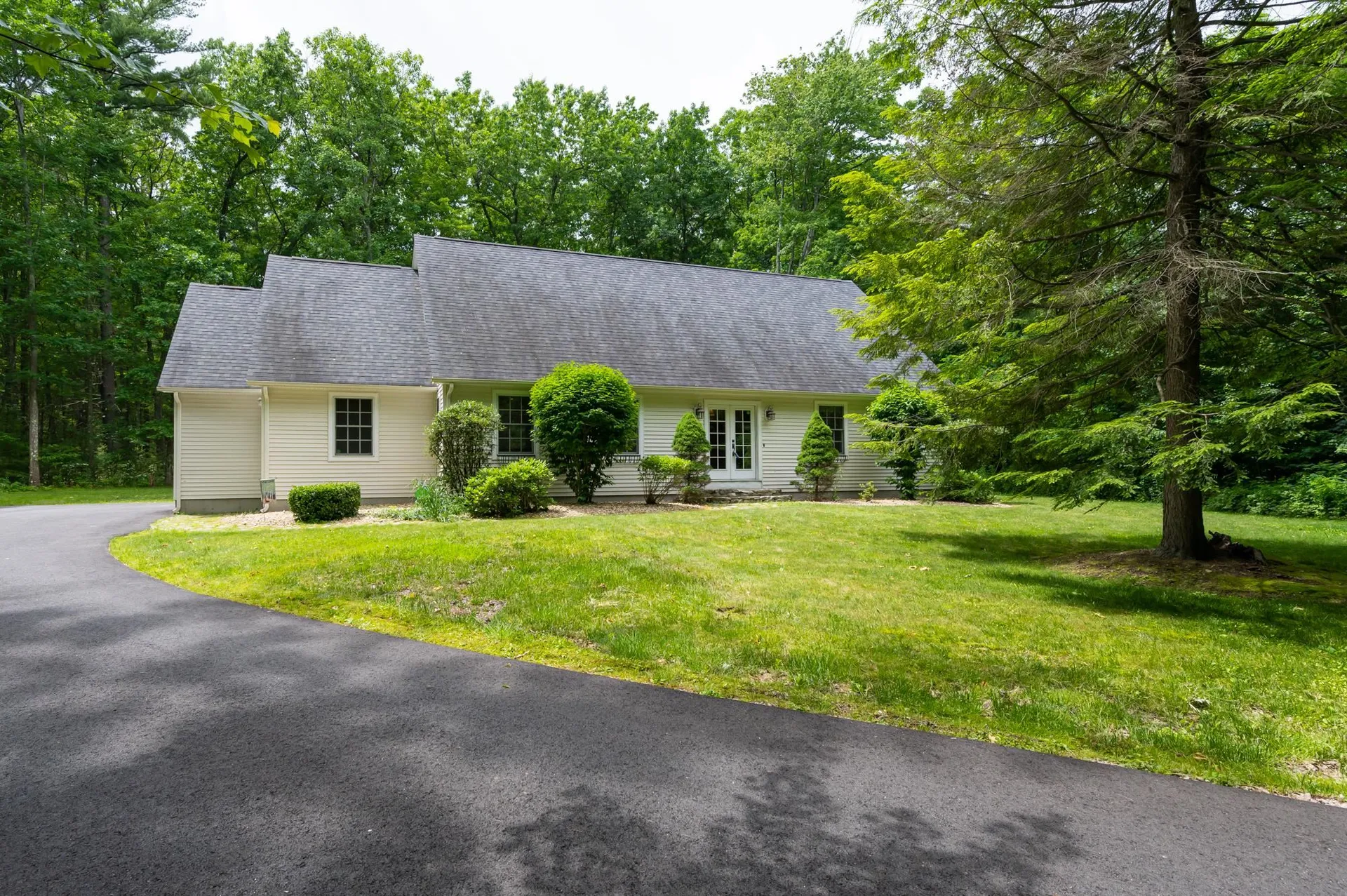 169 County Road Bedford NH 03110