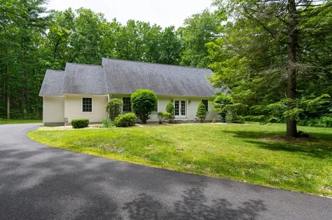 169 County Road Bedford NH 03110