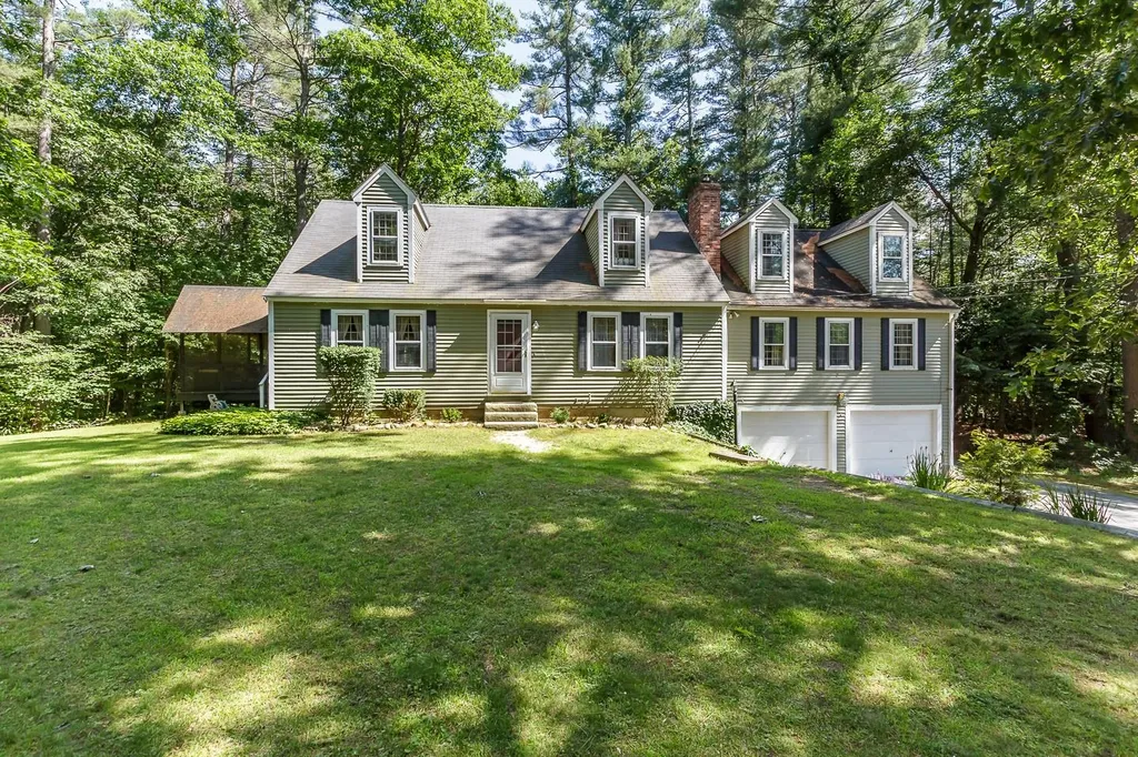 45 Horace Greeley Road Amherst NH 03031