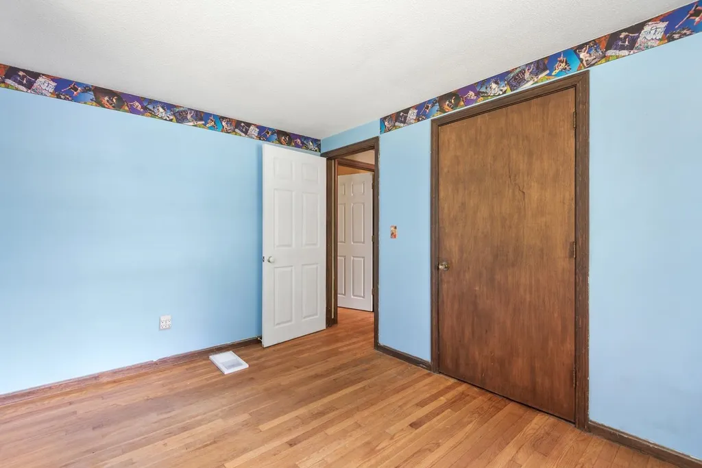 15 Westgate Road Derry NH 03038