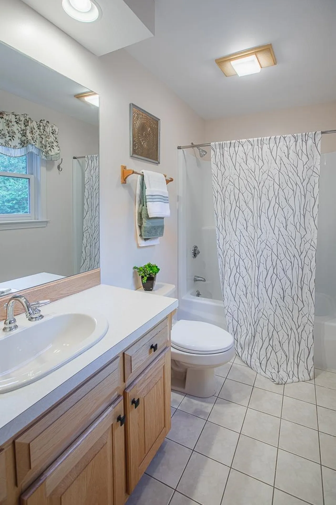 45 Powder Hill Road Bedford NH 03110-0000