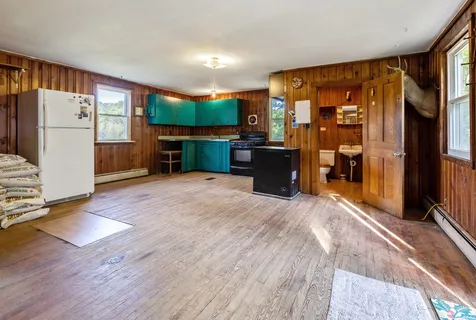 4136 South Road Bradford VT 05033