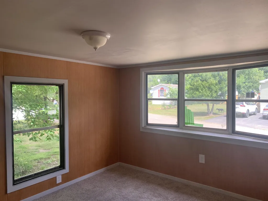28 Center Road Milton NH 03851