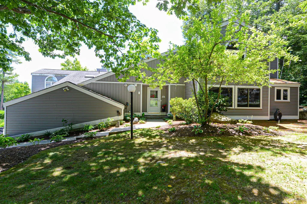 10 Molly Lane Laconia NH 03264