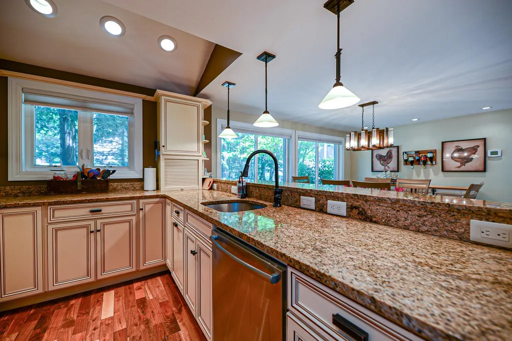10 Molly Lane Laconia NH 03264