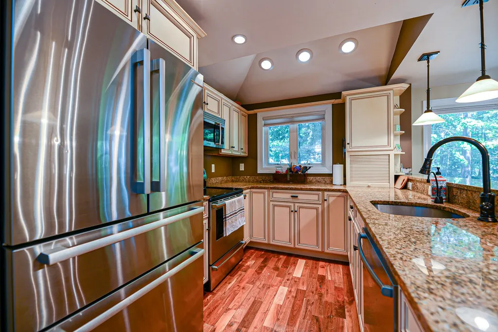 10 Molly Lane Laconia NH 03264