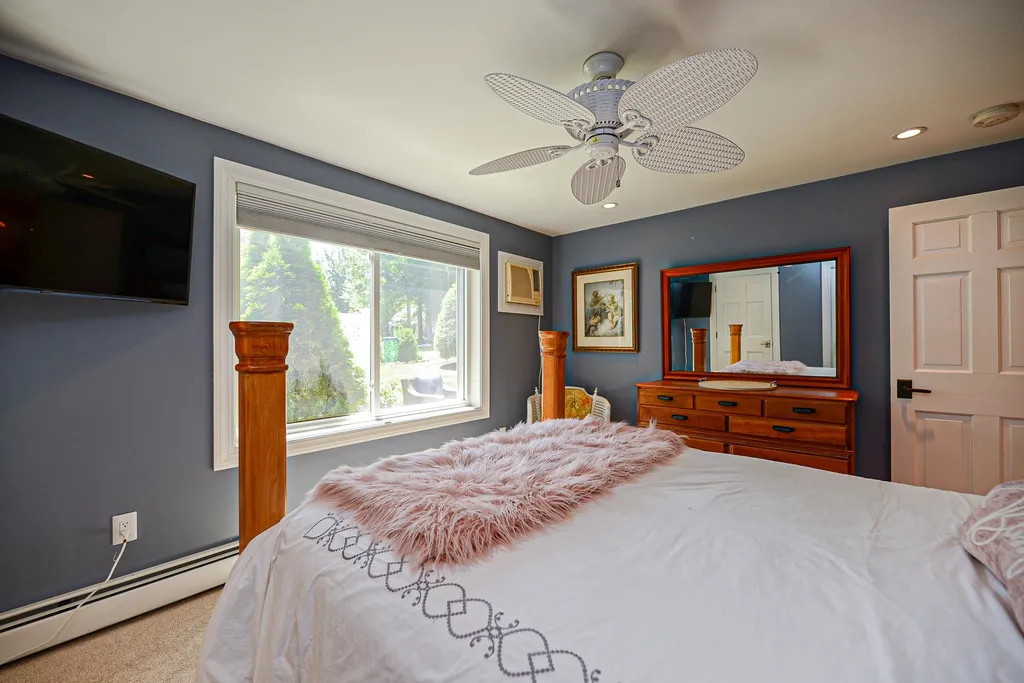 10 Molly Lane Laconia NH 03264
