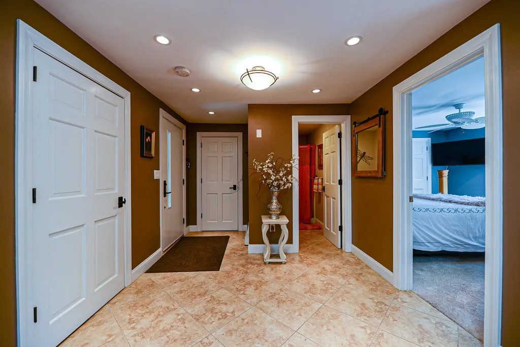 10 Molly Lane Laconia NH 03264