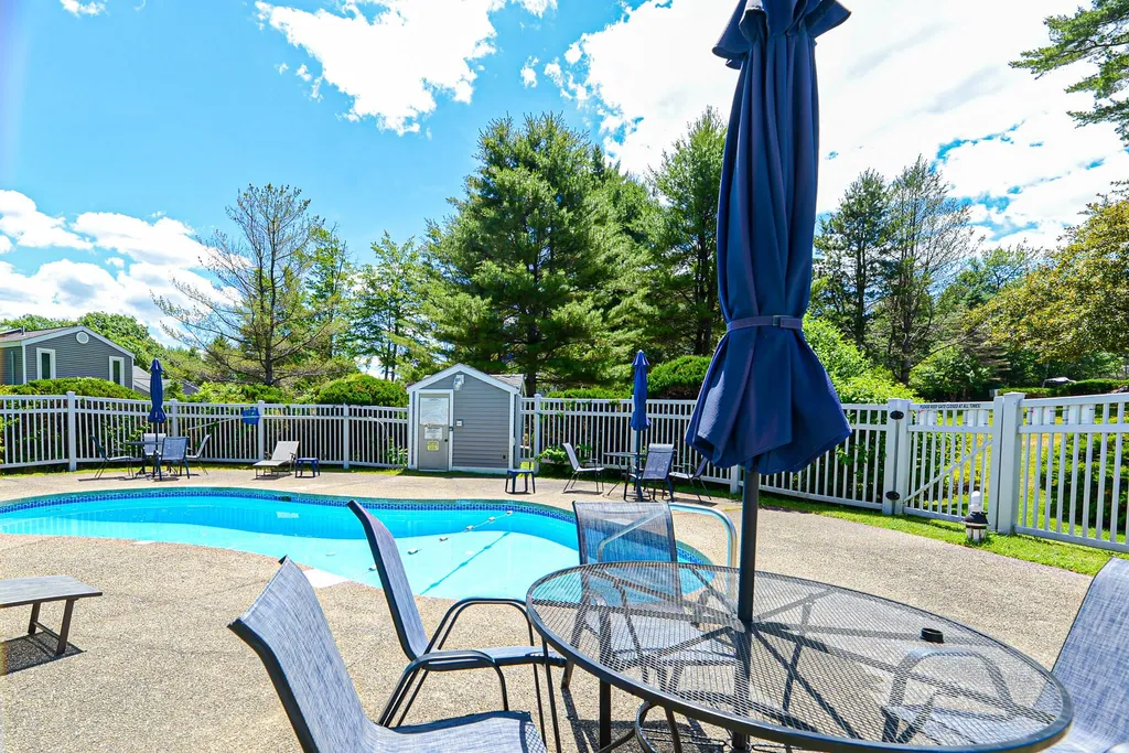 10 Molly Lane Laconia NH 03264