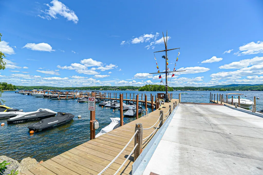 10 Molly Lane Laconia NH 03264