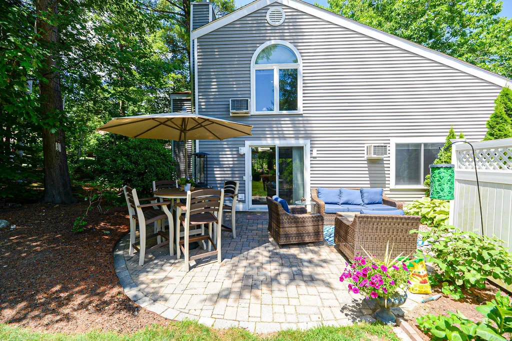 10 Molly Lane Laconia NH 03264