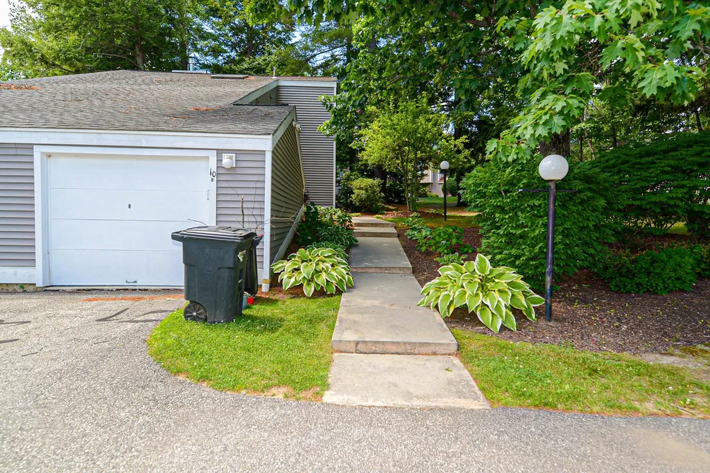 10 Molly Lane Laconia NH 03264