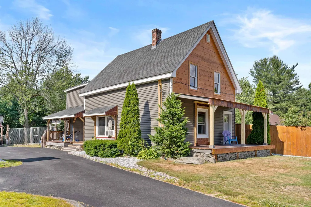 21 Wentworth Avenue Plaistow NH 03865