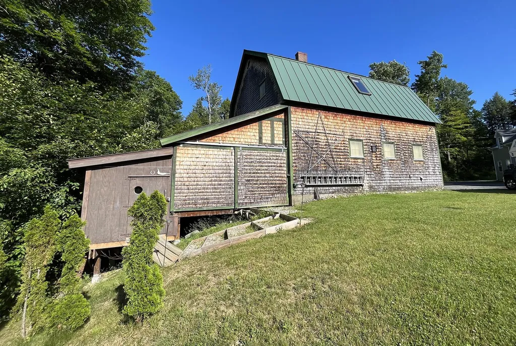 243 Spring Hill Road Waitsfield VT 05673