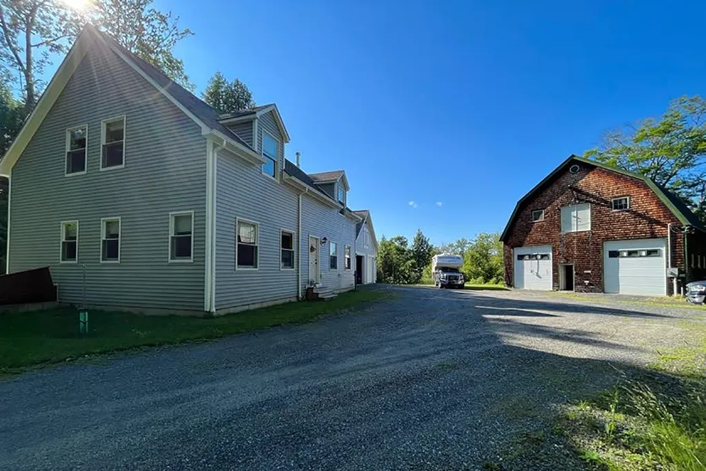 243 Spring Hill Road Waitsfield VT 05673