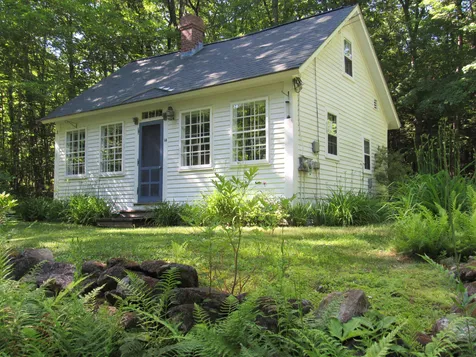 14 Bidewee Road Harrisville NH 03450