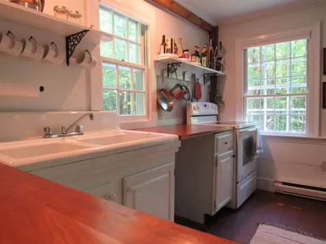 14 Bidewee Road Harrisville NH 03450