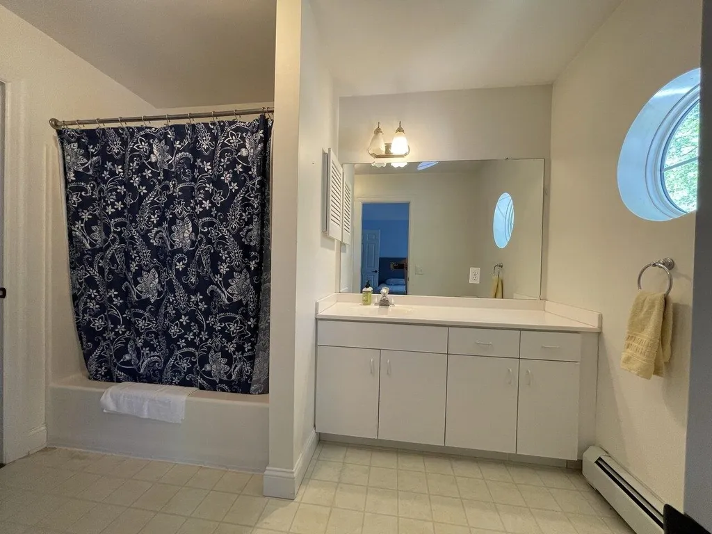 12 High Grove Court Burlington VT 05401