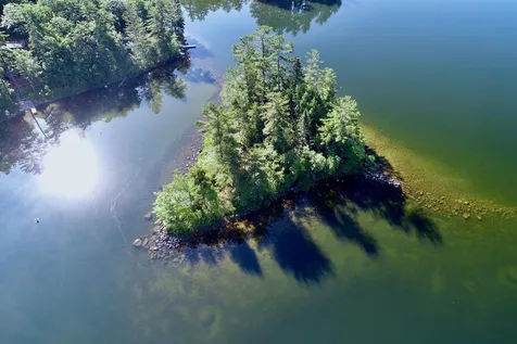 Duncan Lake Island Ossipee NH 03864