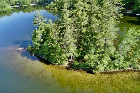 Duncan Lake Island Ossipee NH 03864