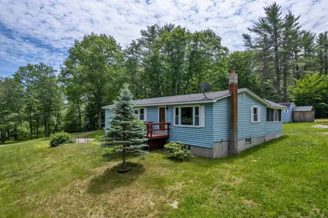 18 Chase Road Meredith NH 03253