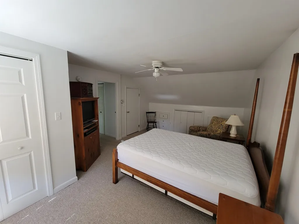 556 Wentworth Street Manchester NH 03102