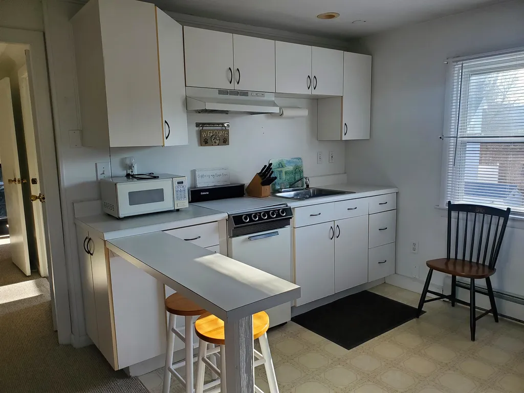 556 Wentworth Street Manchester NH 03102