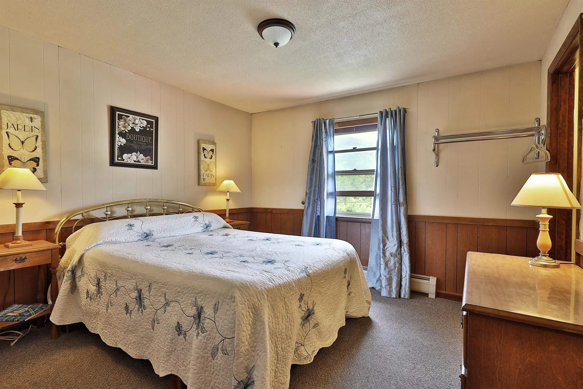 4441 Vt Route 100 Pittsfield VT 05762