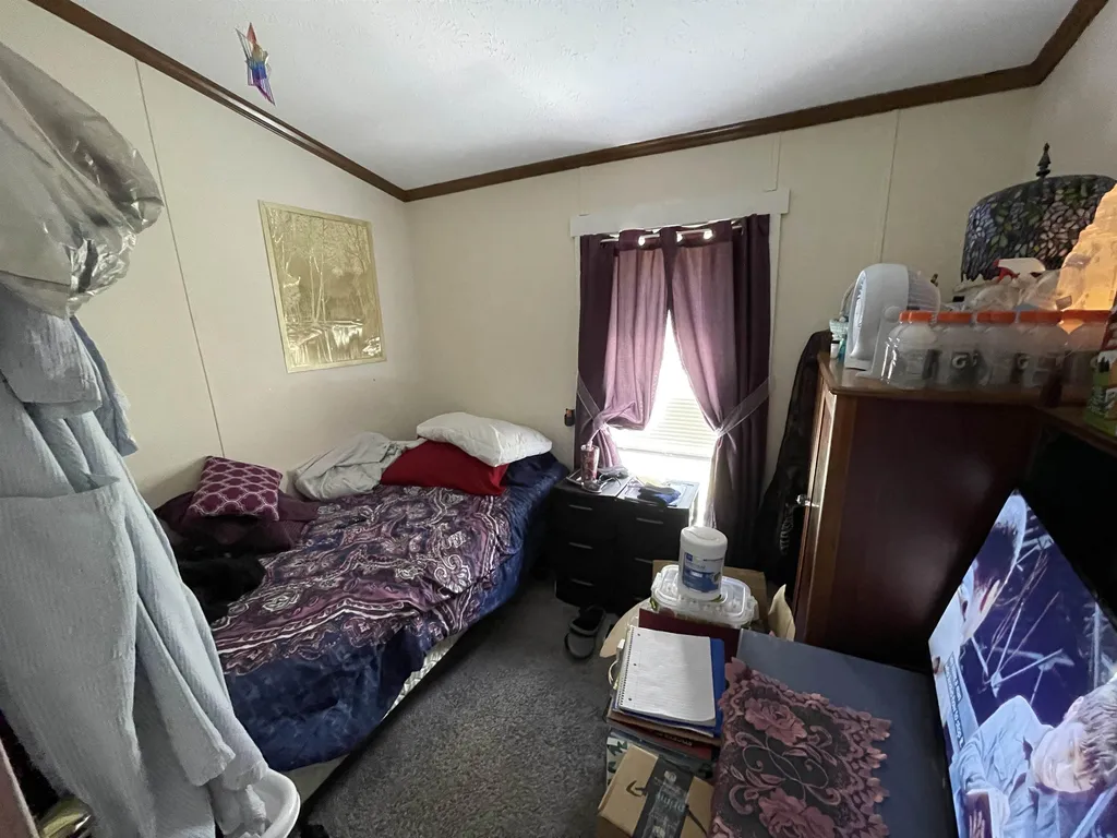 12 Vine Street Franklin NH 03235
