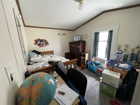 12 Vine Street Franklin NH 03235