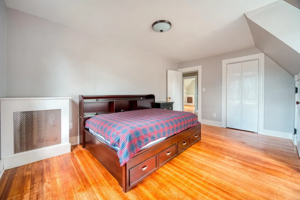 65 Gale Avenue Laconia NH 03246