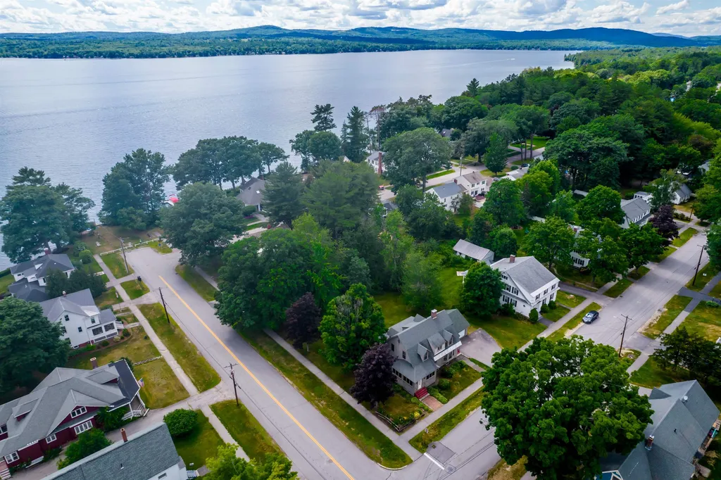 65 Gale Avenue Laconia NH 03246