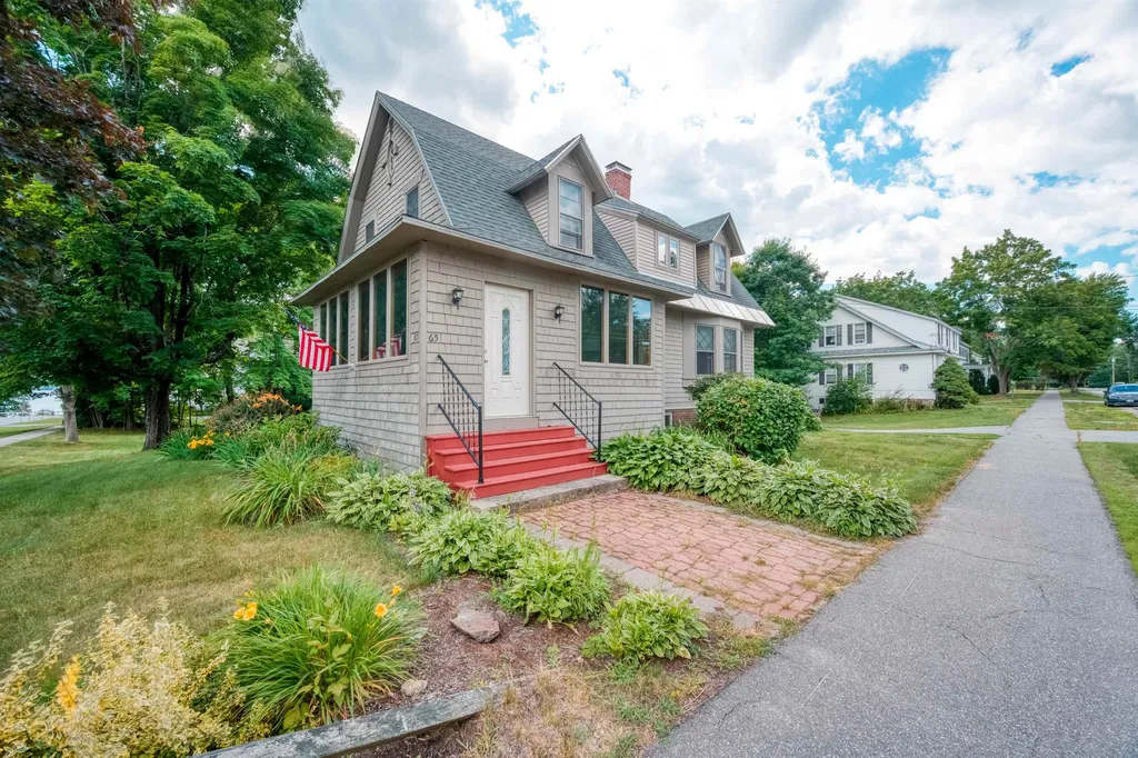 65 Gale Avenue Laconia NH 03246