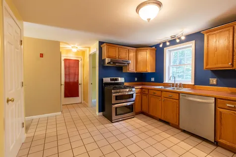 409 Young Road Barrington NH 03825