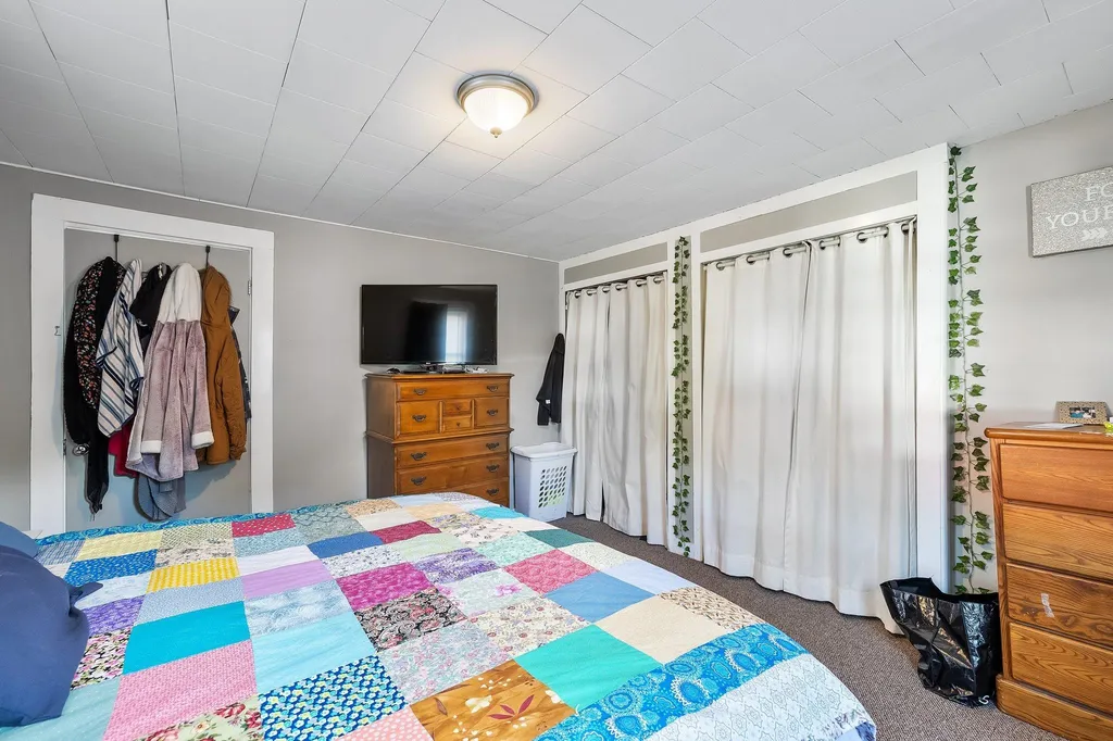 41 Vine Street Northfield NH 03276