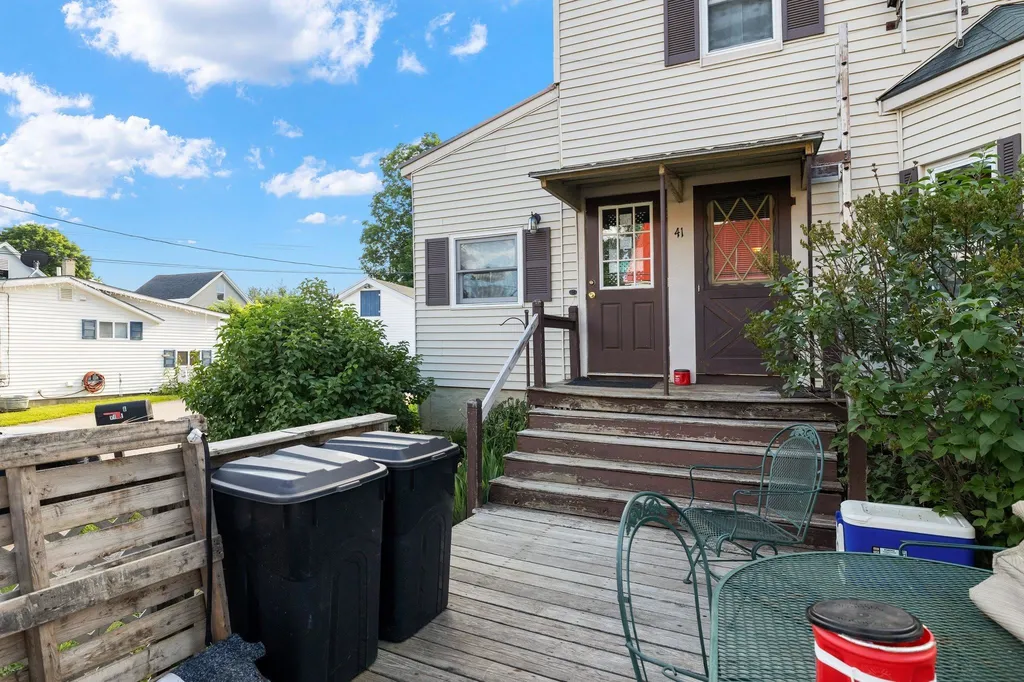 41 Vine Street Northfield NH 03276