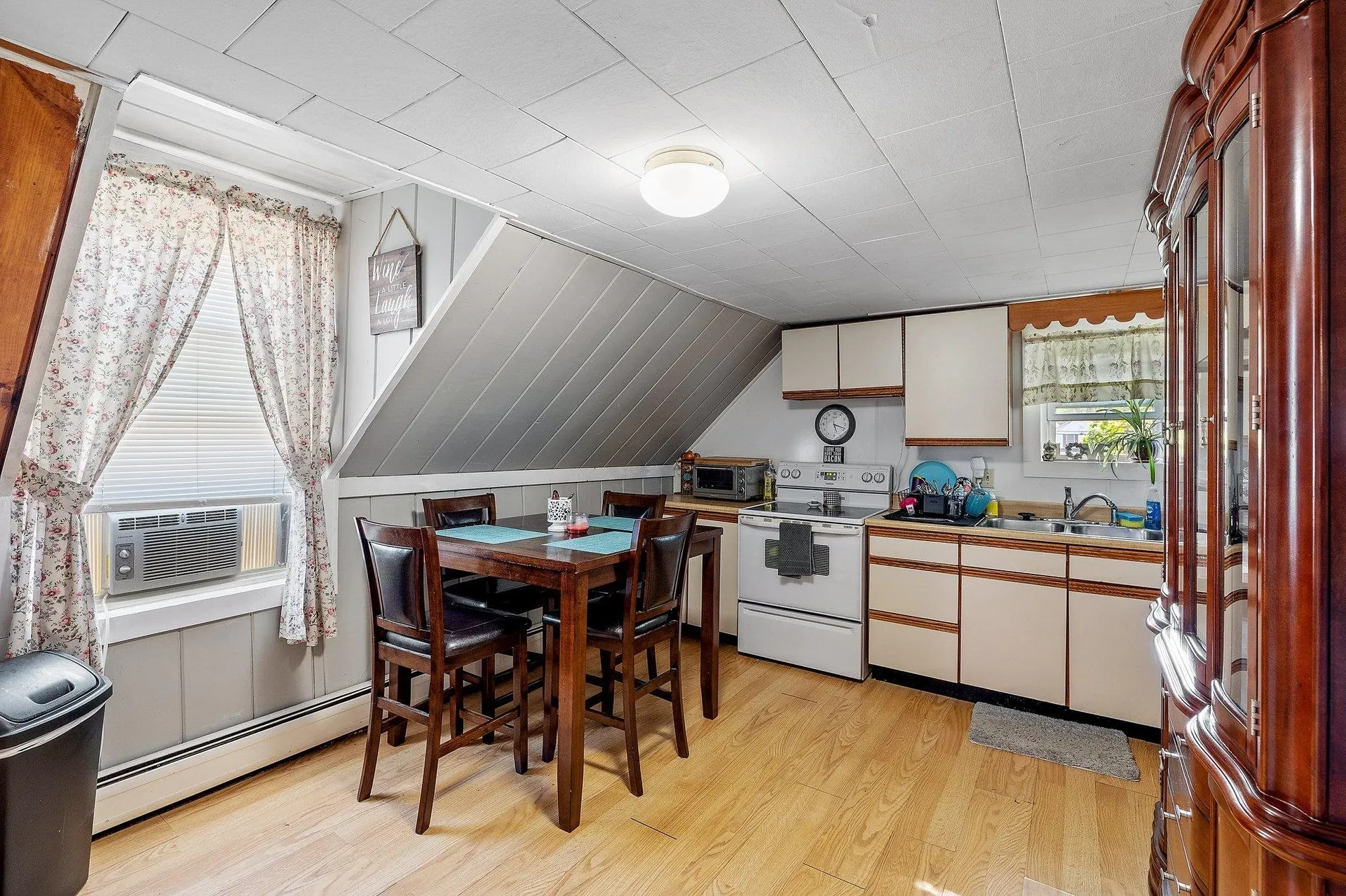 41 Vine Street Northfield NH 03276
