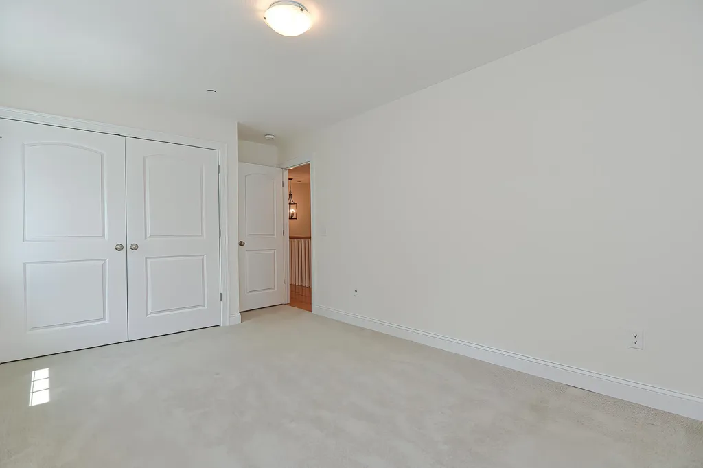 3 Hummingbird Lane Salem NH 03079
