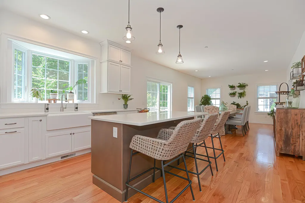 3 Hummingbird Lane Salem NH 03079