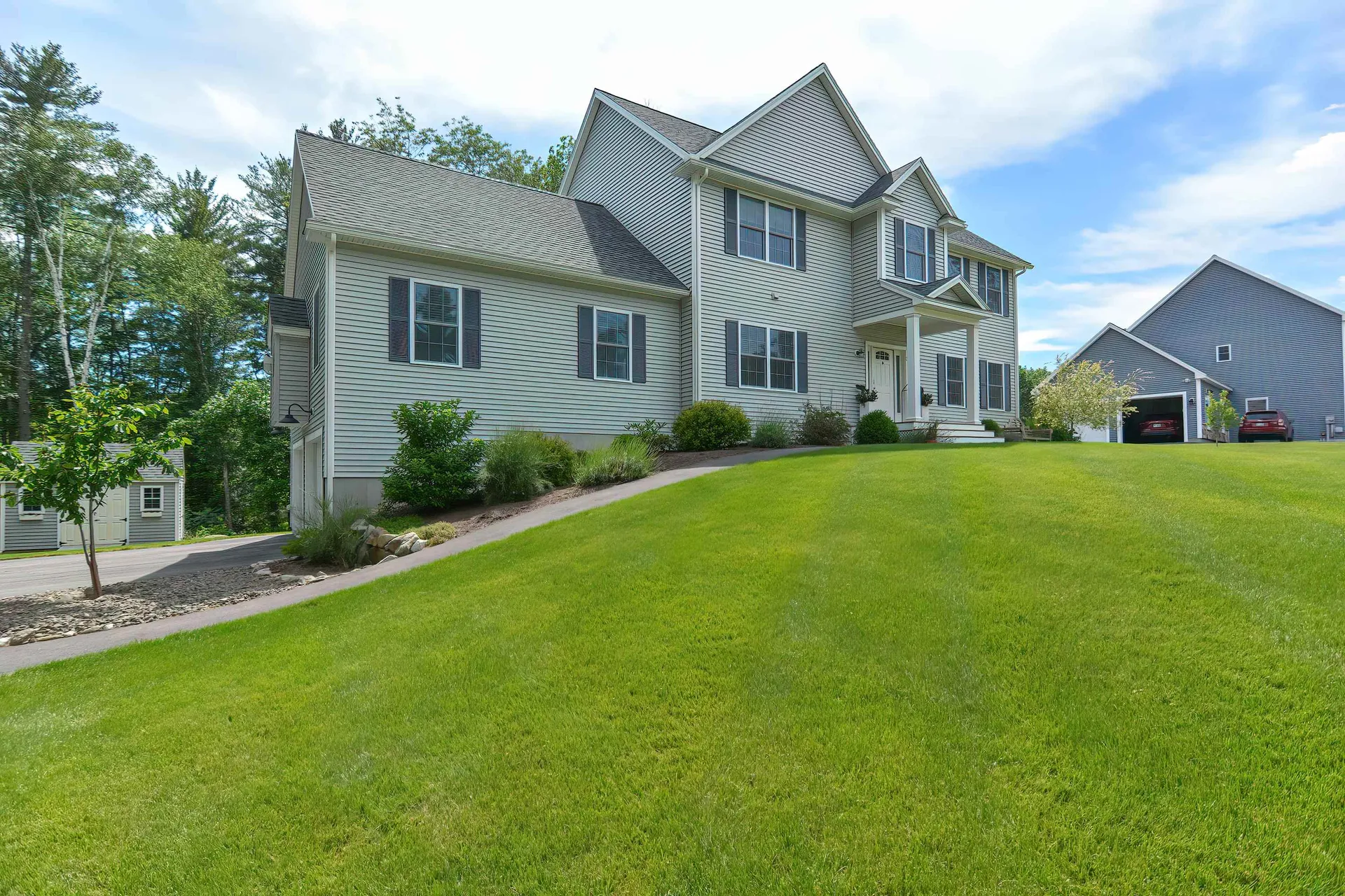 3 Hummingbird Lane Salem NH 03079