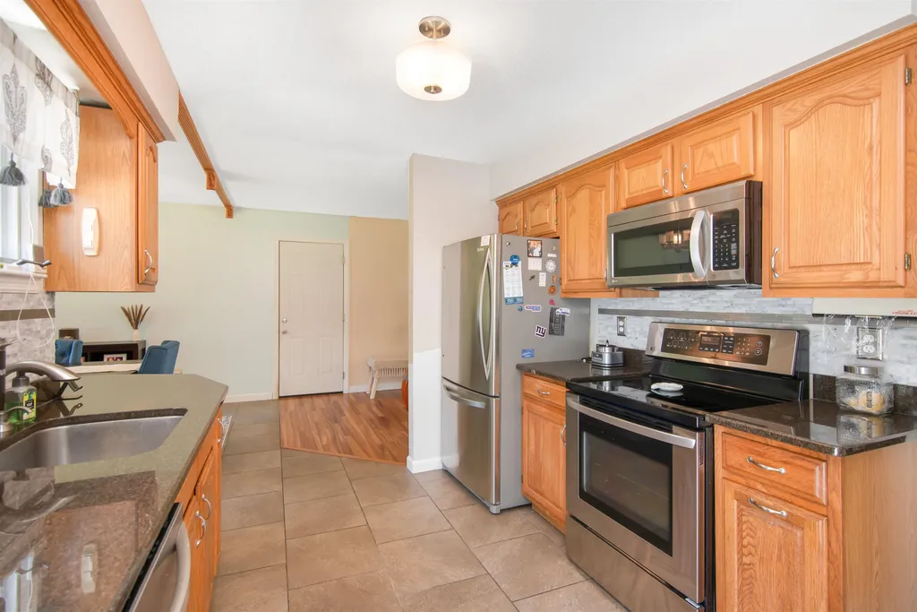 58 Aurielle Drive Colchester VT 05446